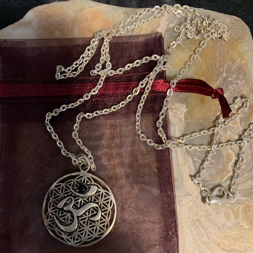NEW! OHM Silver Obsidian Healing Stone Necklace